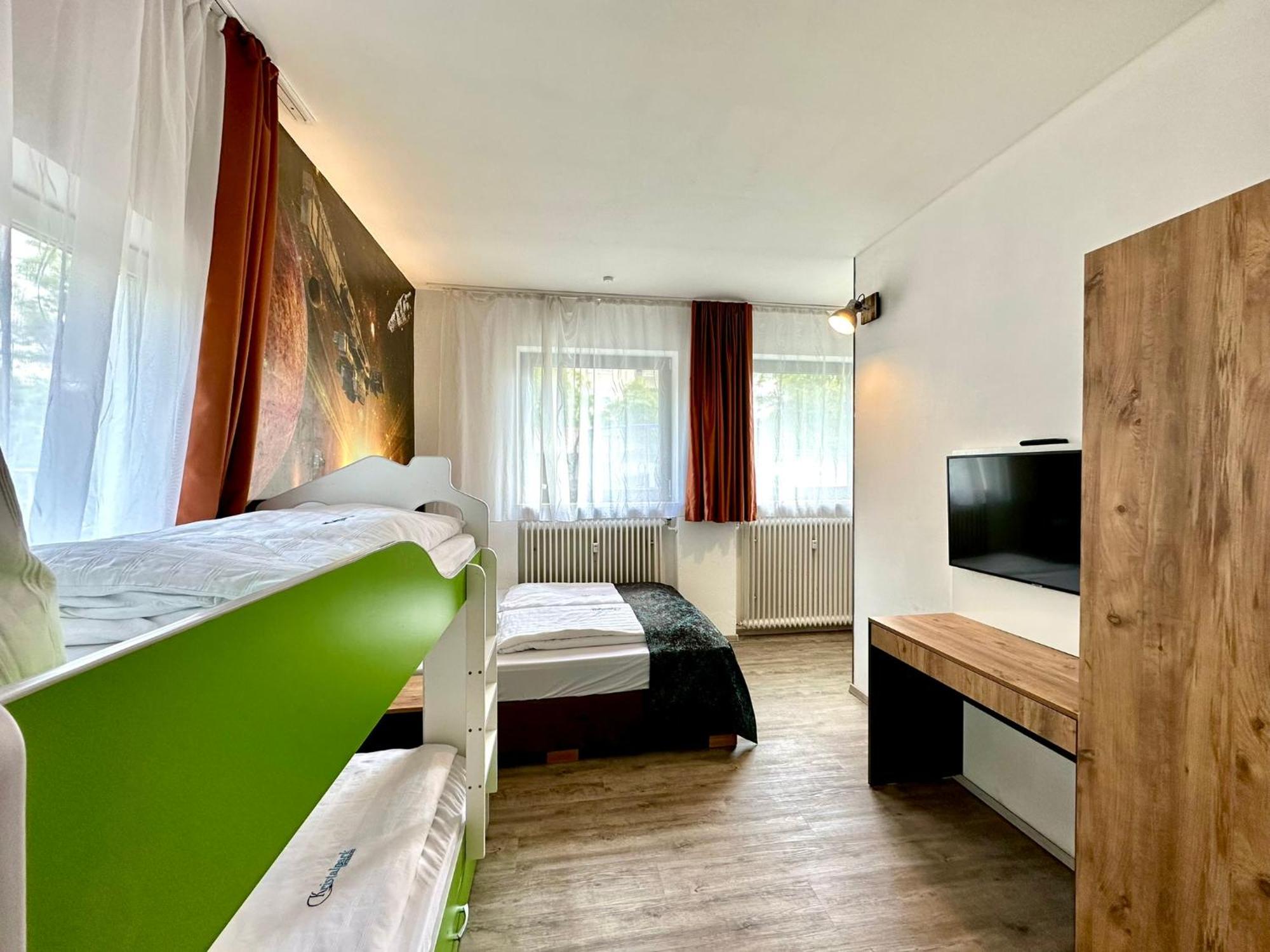 Pension Kristalpark Günzburg Exteriér fotografie