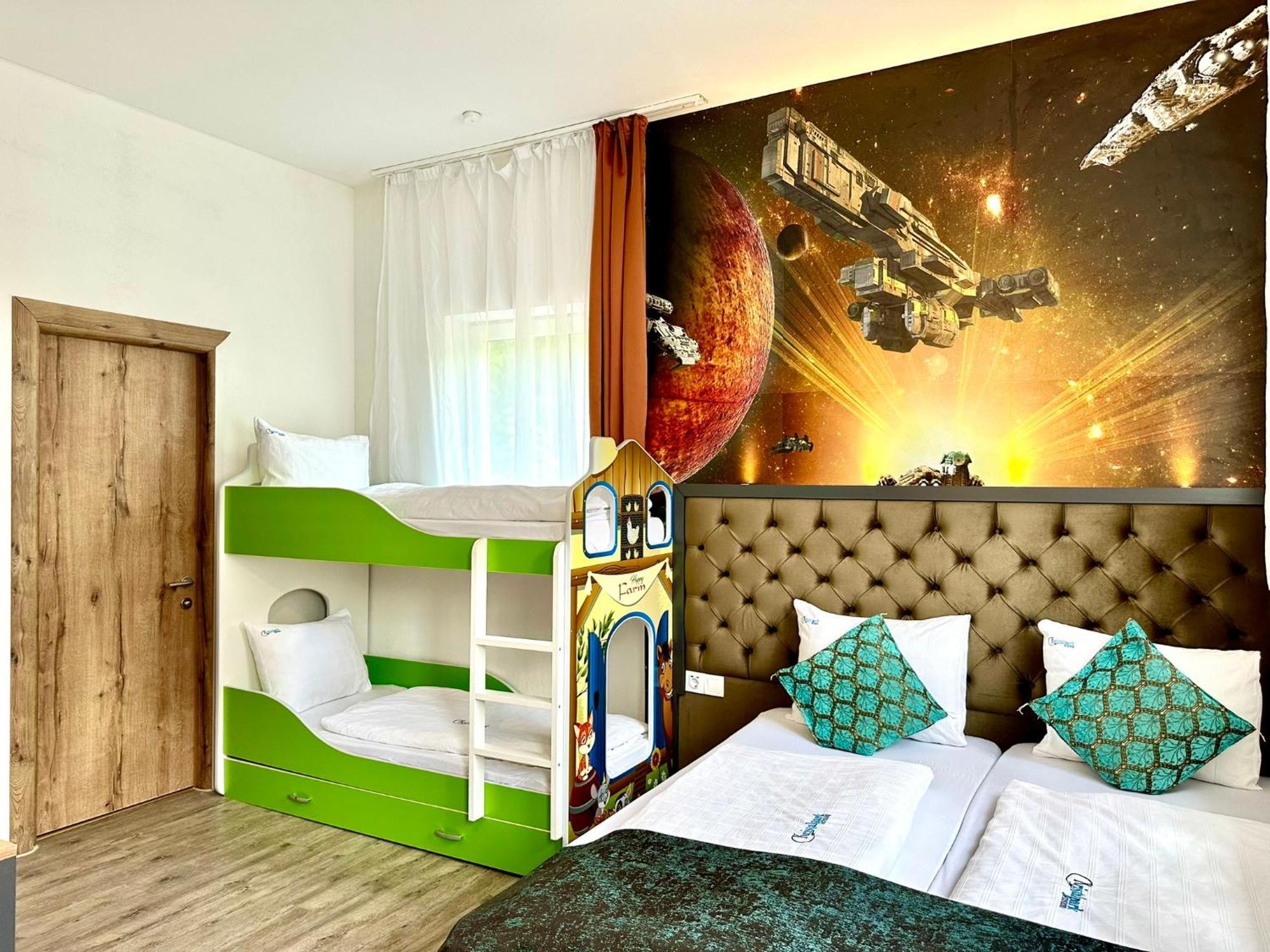 Pension Kristalpark Günzburg Exteriér fotografie